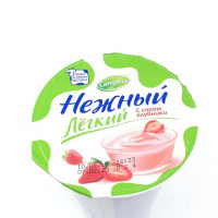 Йогурт Campina Нежный с соком клубники 0,1%, 320 гр