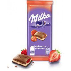 Шоколад Milka молочный Клубника со сливками, 85 гр